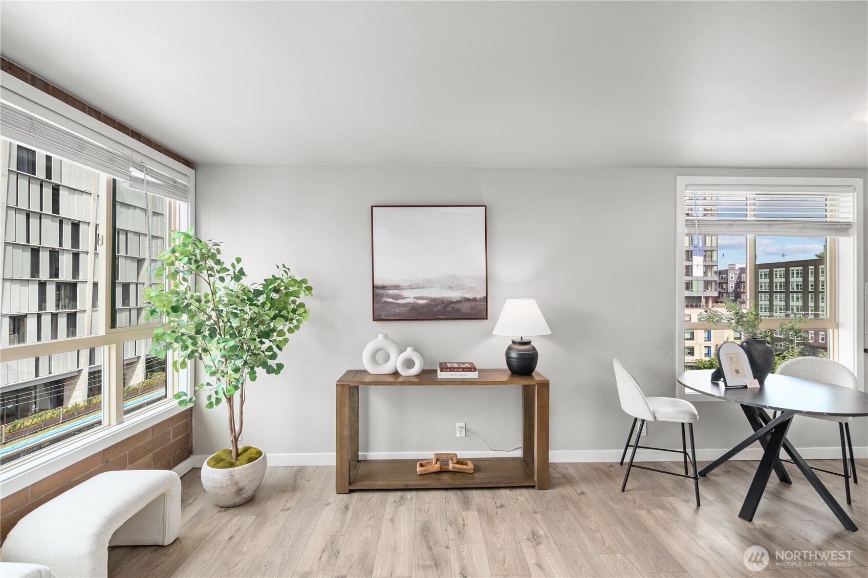 905 Cherry Street #701, Seattle, WA 98104