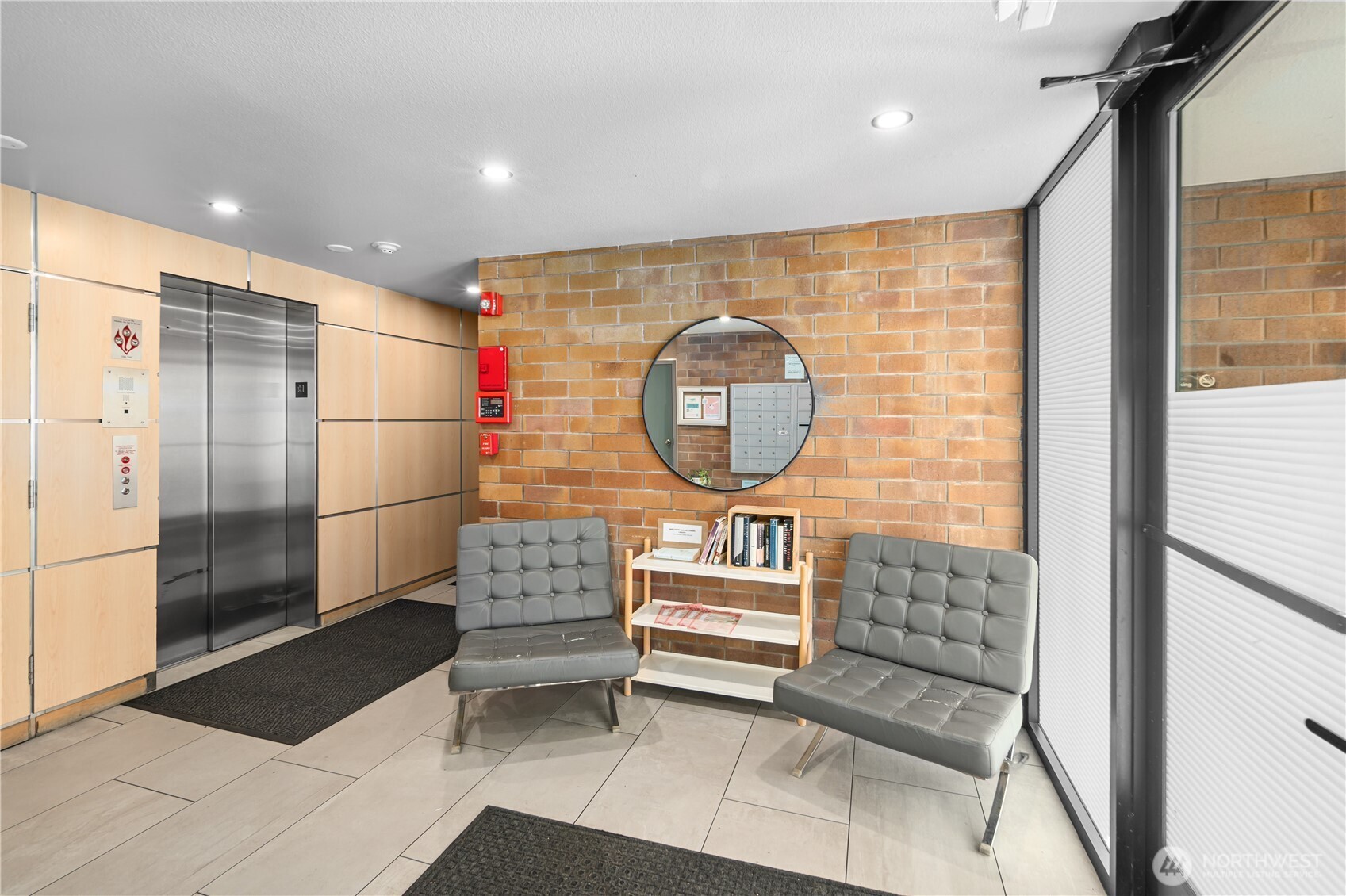 905 Cherry Street #701, Seattle, WA 98104