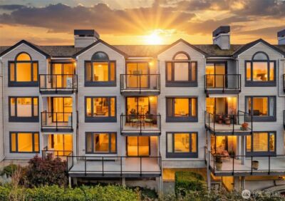 6121 NE 175 Street #A202, Kenmore, WA 98028