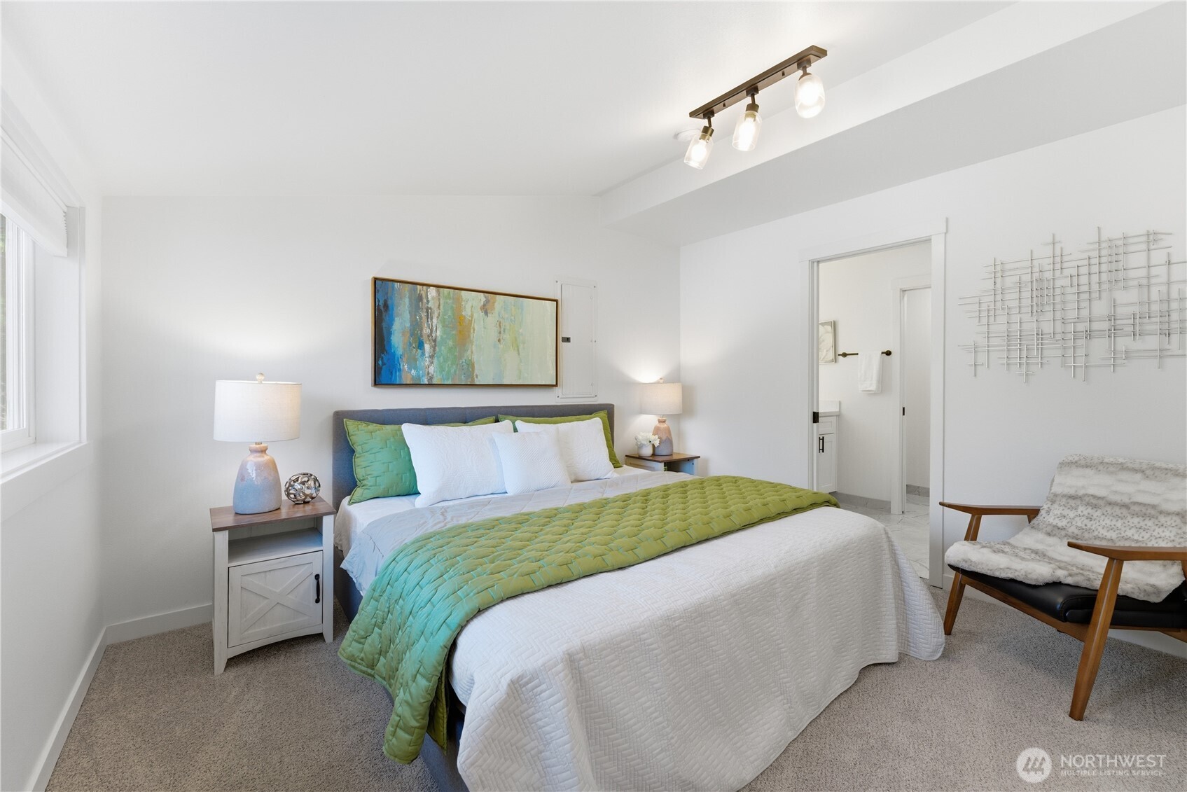 18804 NE 116th Street , Redmond, WA 98052