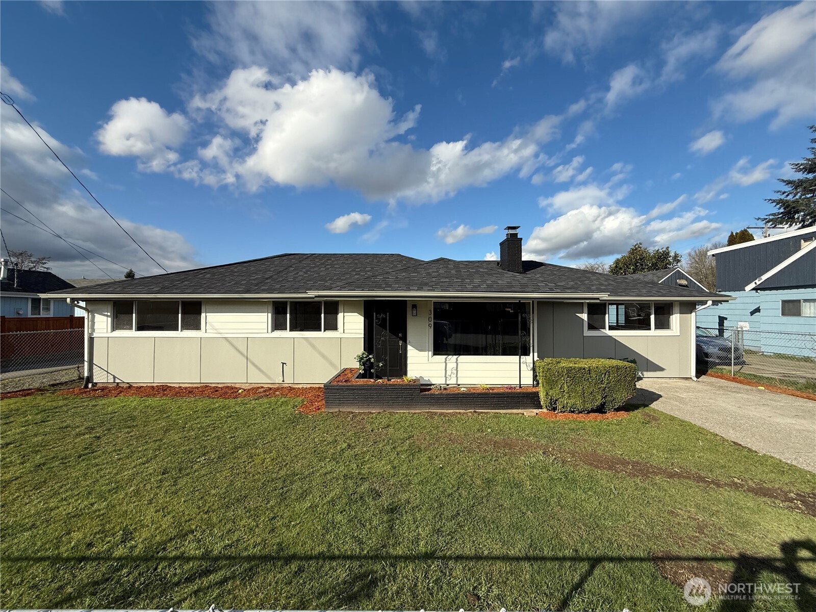 309 W Cole Street , Kent, WA 98032