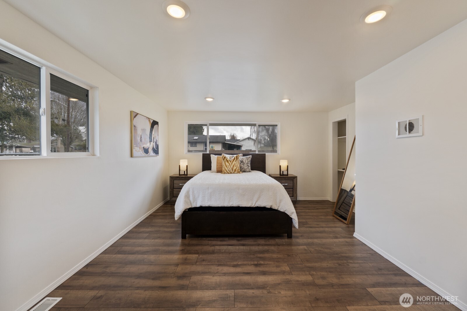 309 W Cole Street , Kent, WA 98032