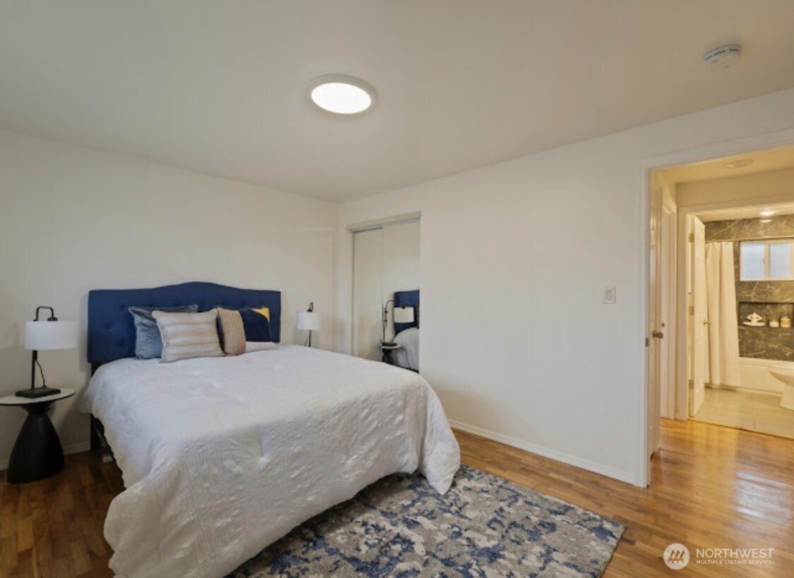 309 W Cole Street , Kent, WA 98032