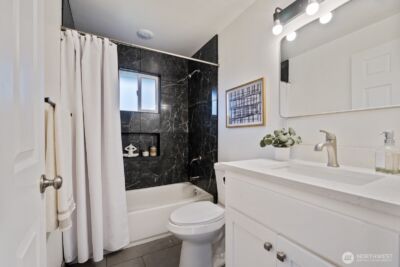 309 W Cole Street , Kent, WA 98032 - Photo 4