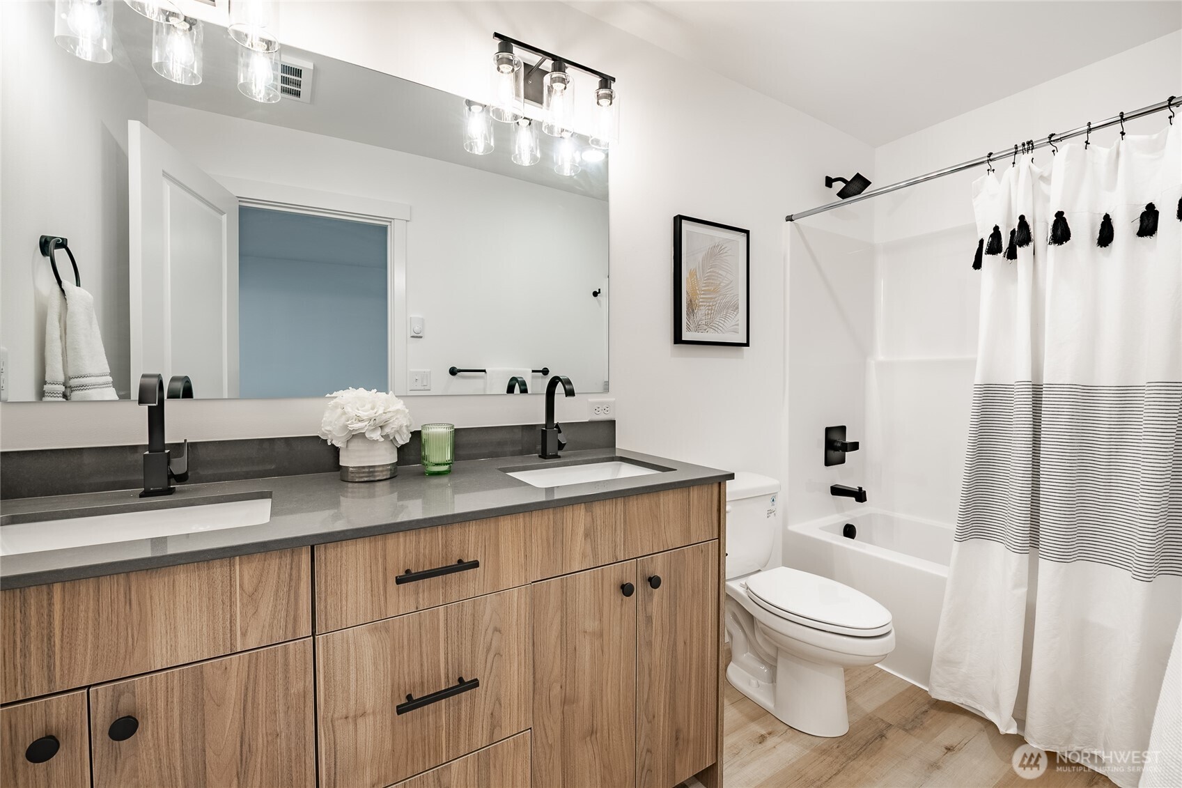 252 Sweet Gum Drive , Blaine, WA 98230