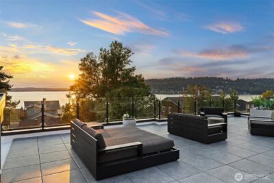 903 N 33rd Place , Renton, WA 98056 - Photo 2