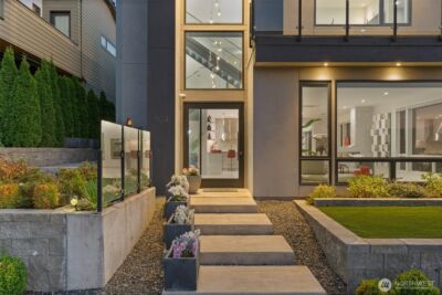 903 N 33rd Place , Renton, WA 98056 - Photo 3