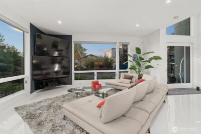 903 N 33rd Place , Renton, WA 98056 - Photo 10