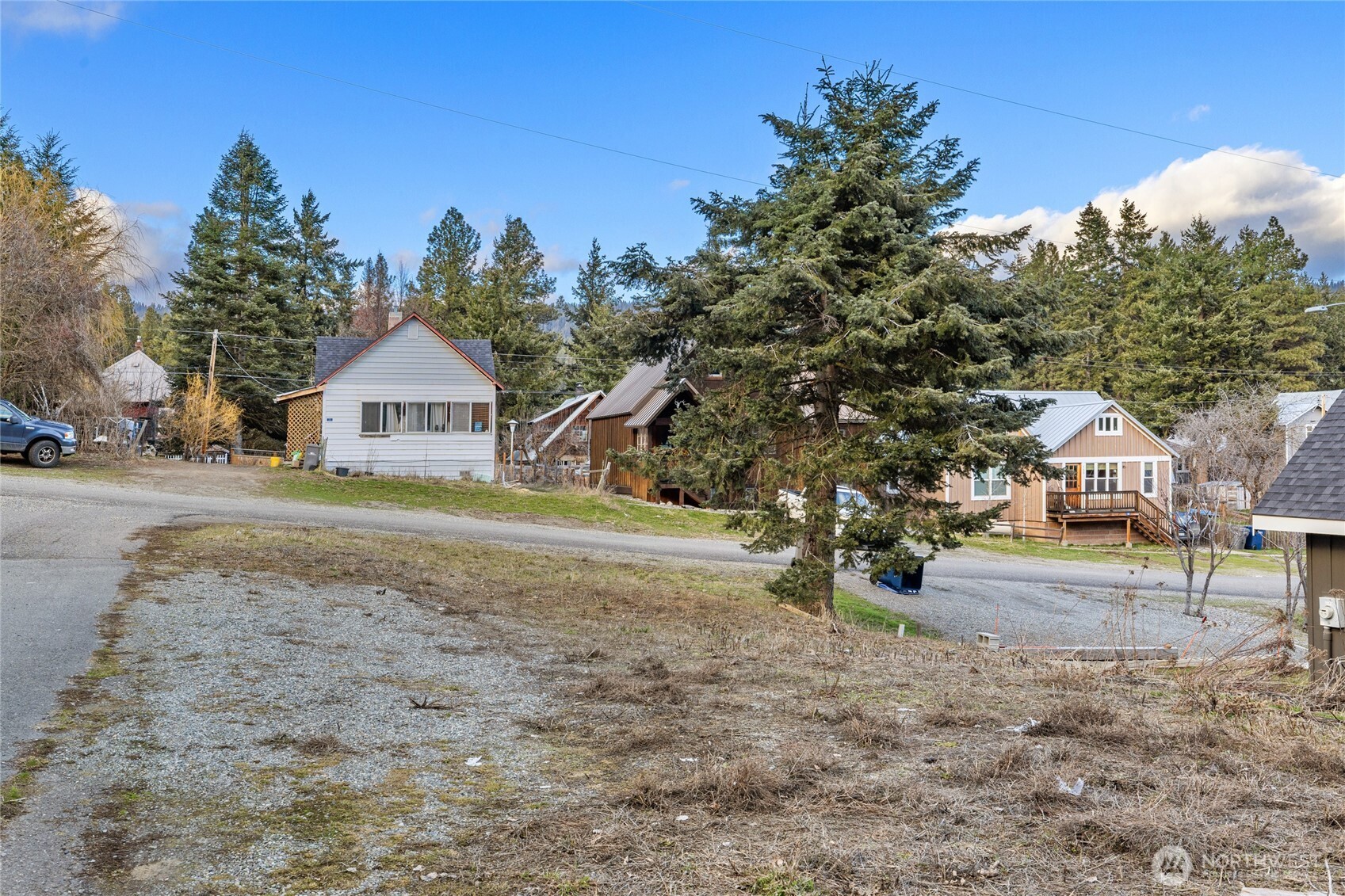 132 5th Street , Roslyn, WA 98941