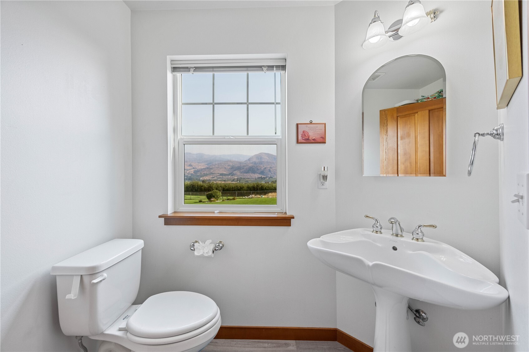 1190 Summit Boulevard , Manson, WA 98831