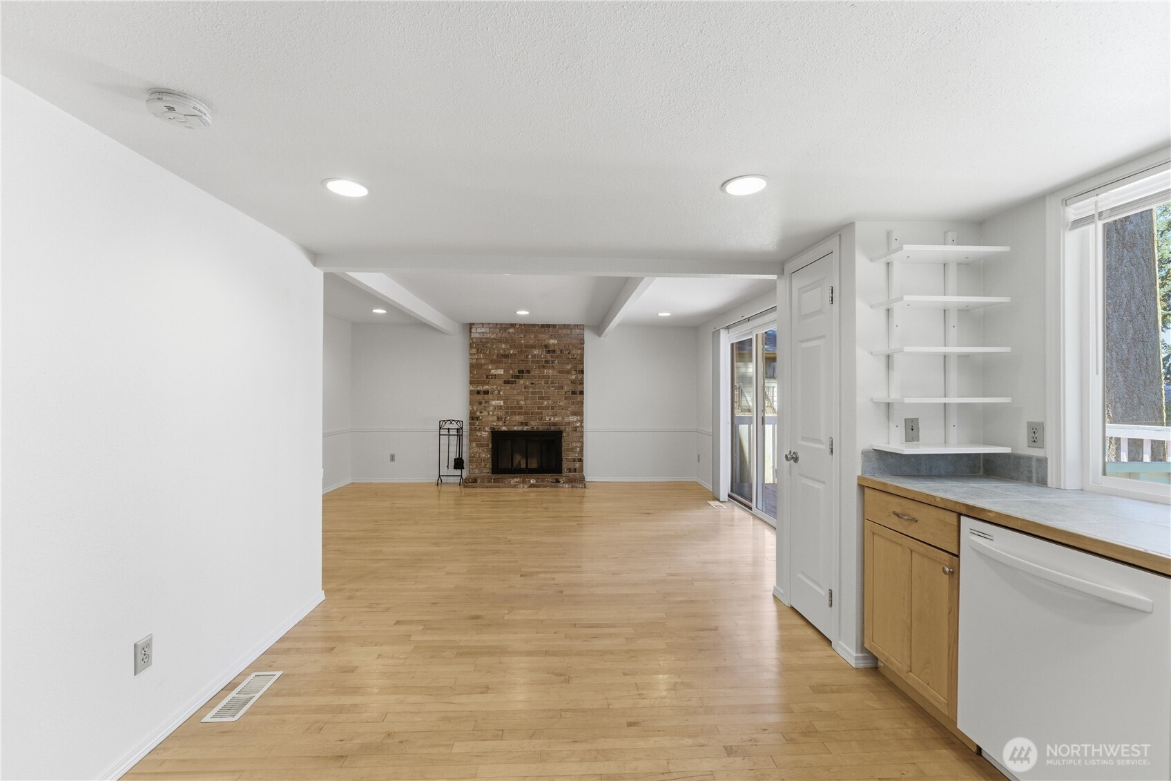 14014 NE 69th Place , Redmond, WA 98052