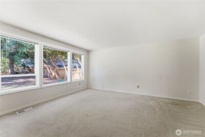 14014 NE 69th Place , Redmond, WA 98052 - Photo 4