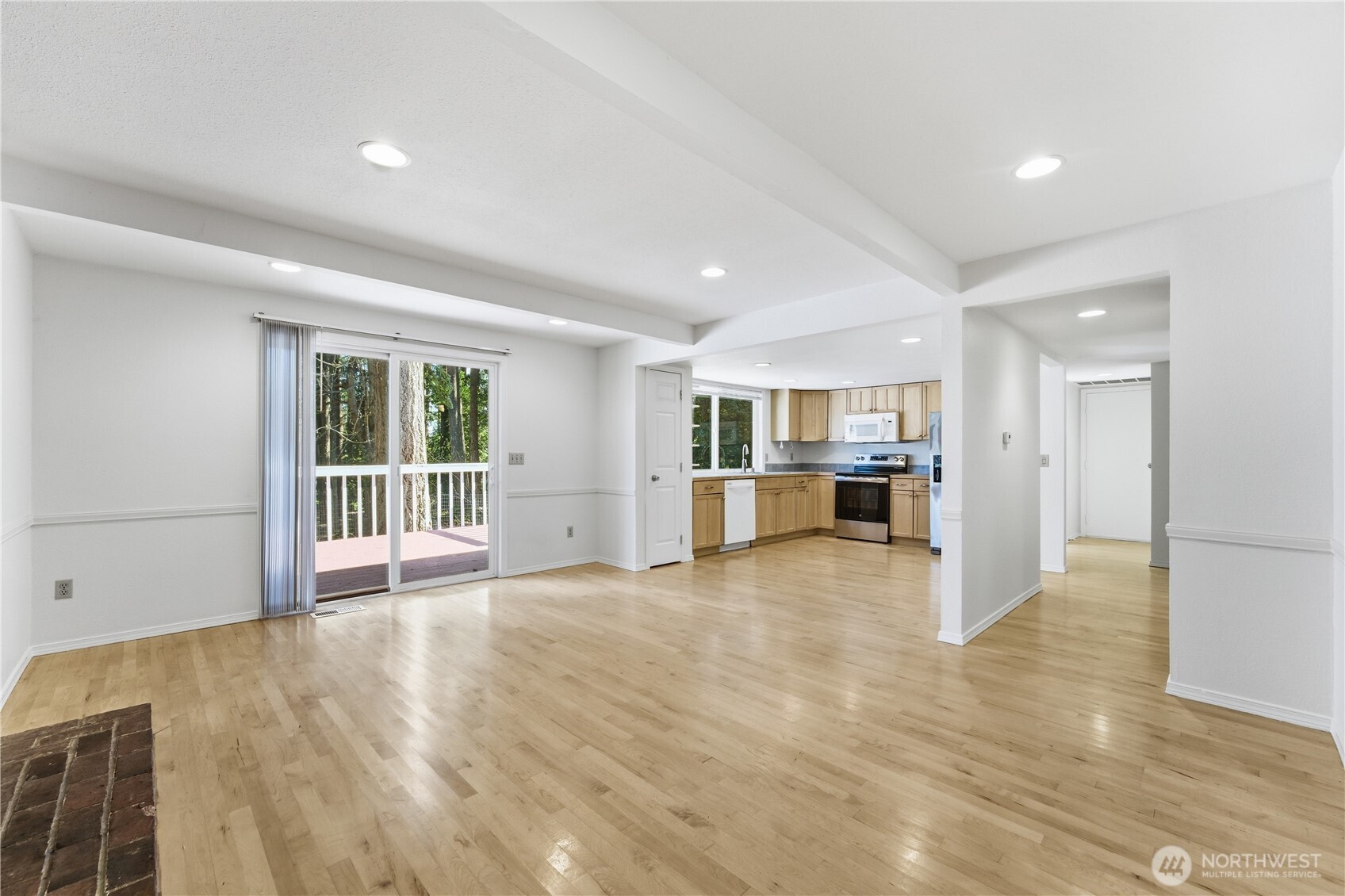 14014 NE 69th Place , Redmond, WA 98052