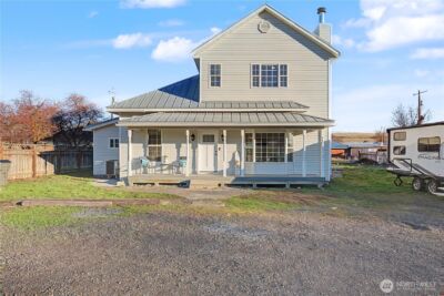 225 S D Street , Washtucna, WA 99371 - Photo 2