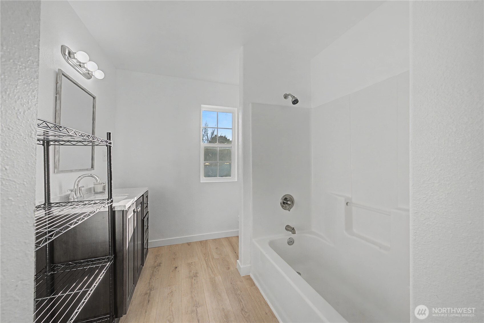 225 S D Street , Washtucna, WA 99371