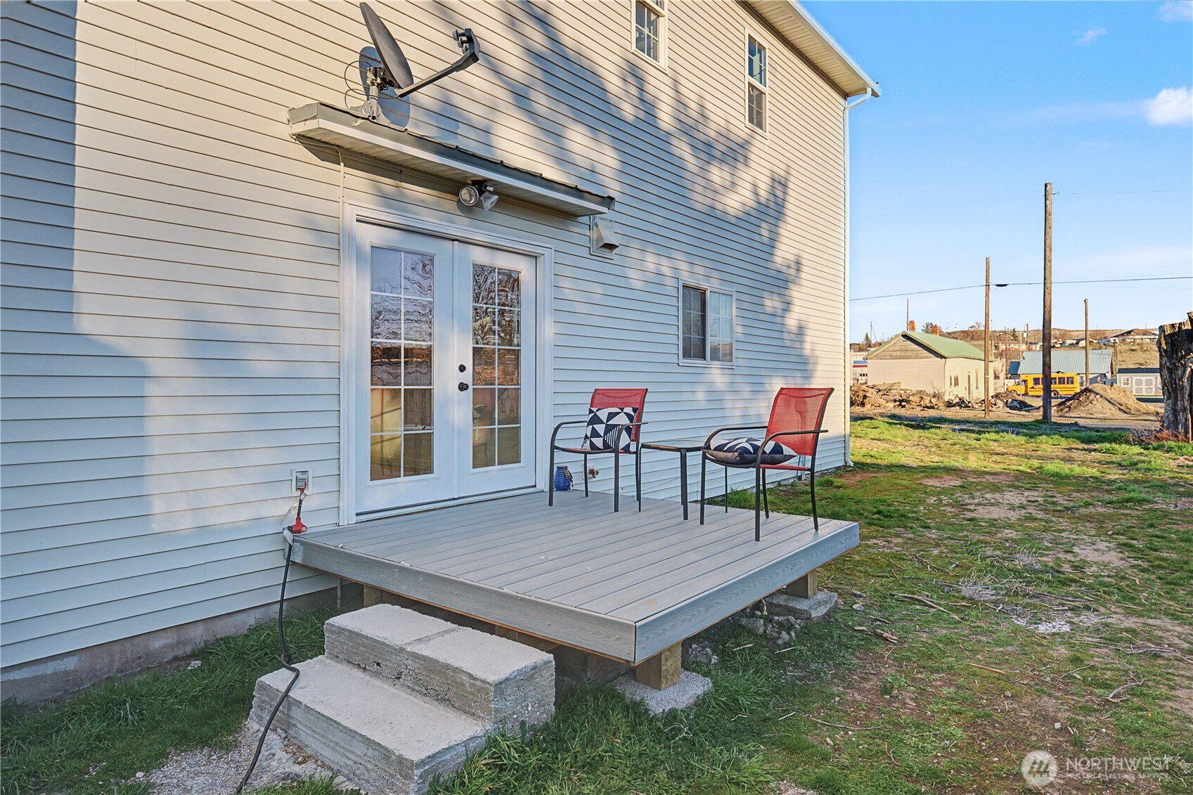 225 S D Street , Washtucna, WA 99371