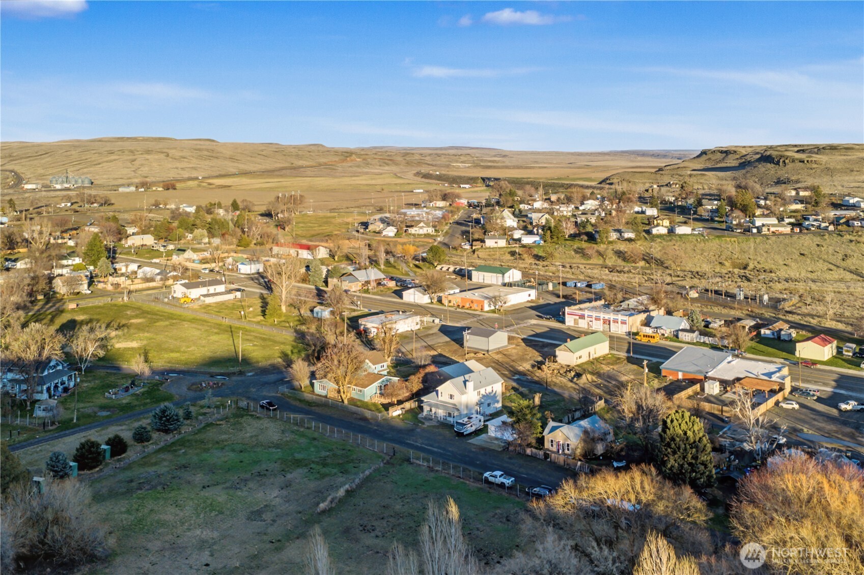 225 S D Street , Washtucna, WA 99371