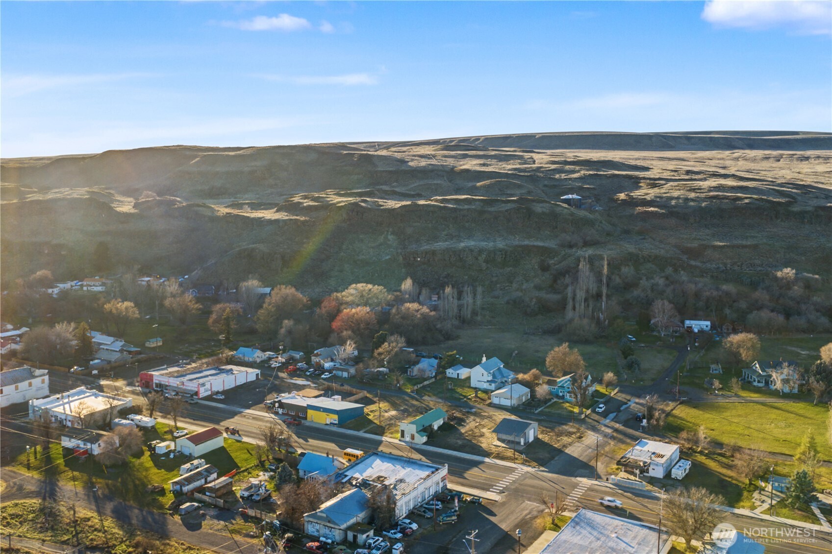 225 S D Street , Washtucna, WA 99371