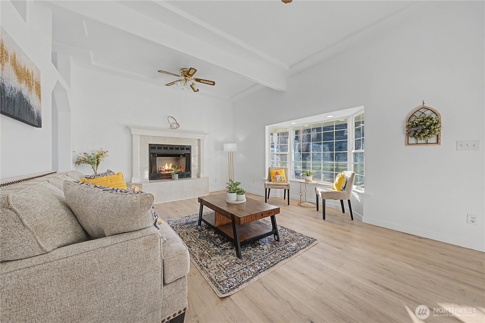 225 S D Street , Washtucna, WA 99371