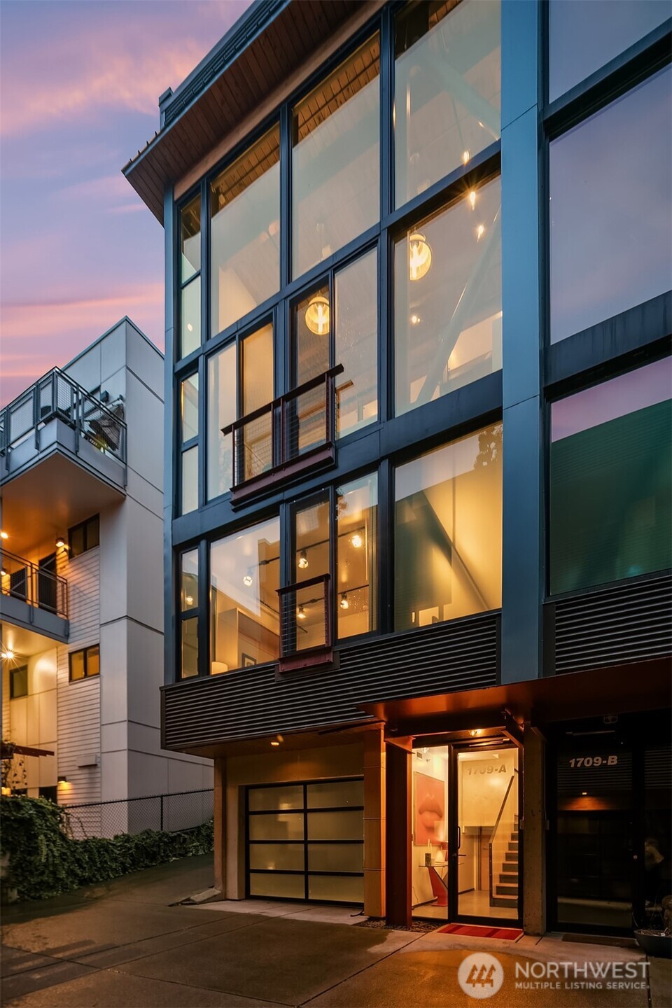 1709 Dexter Avenue N #A, Seattle, WA 98109