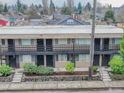 5601 S Thompson Avenue , Tacoma, WA 98408 - Photo 2