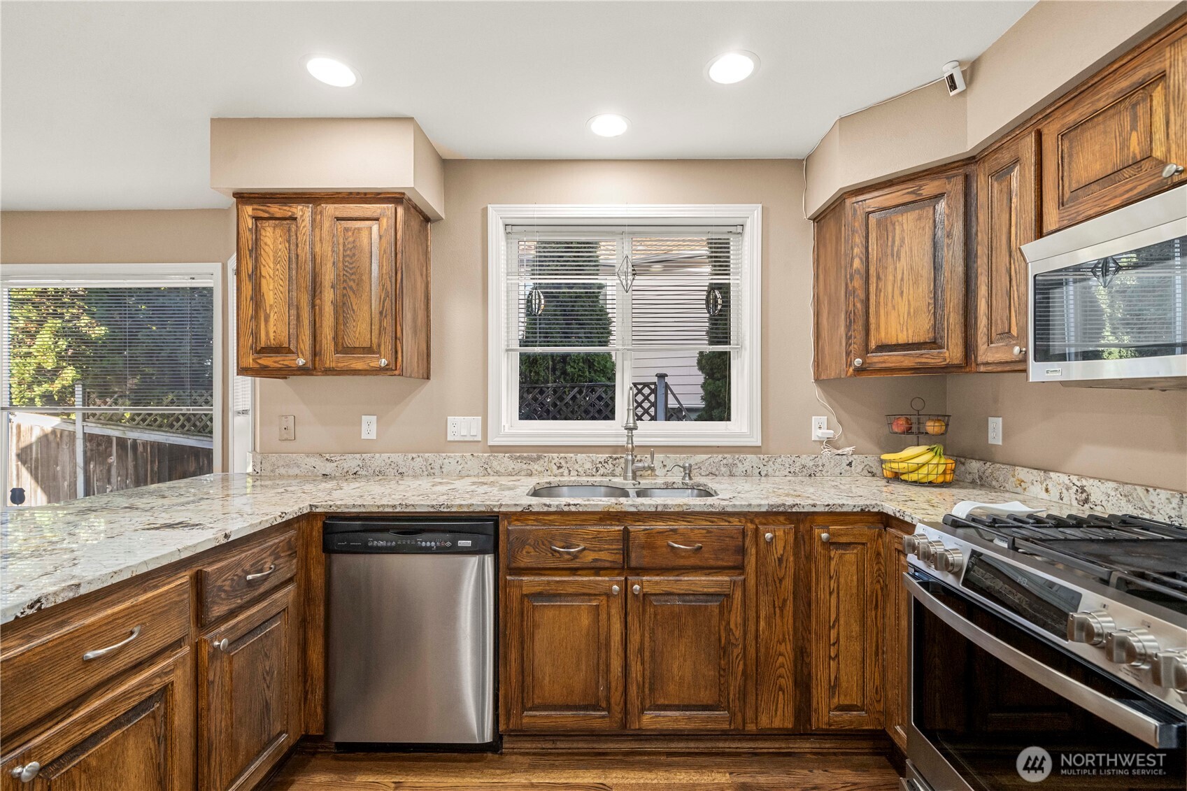 4121 52nd Street NE, Tacoma, WA 98422