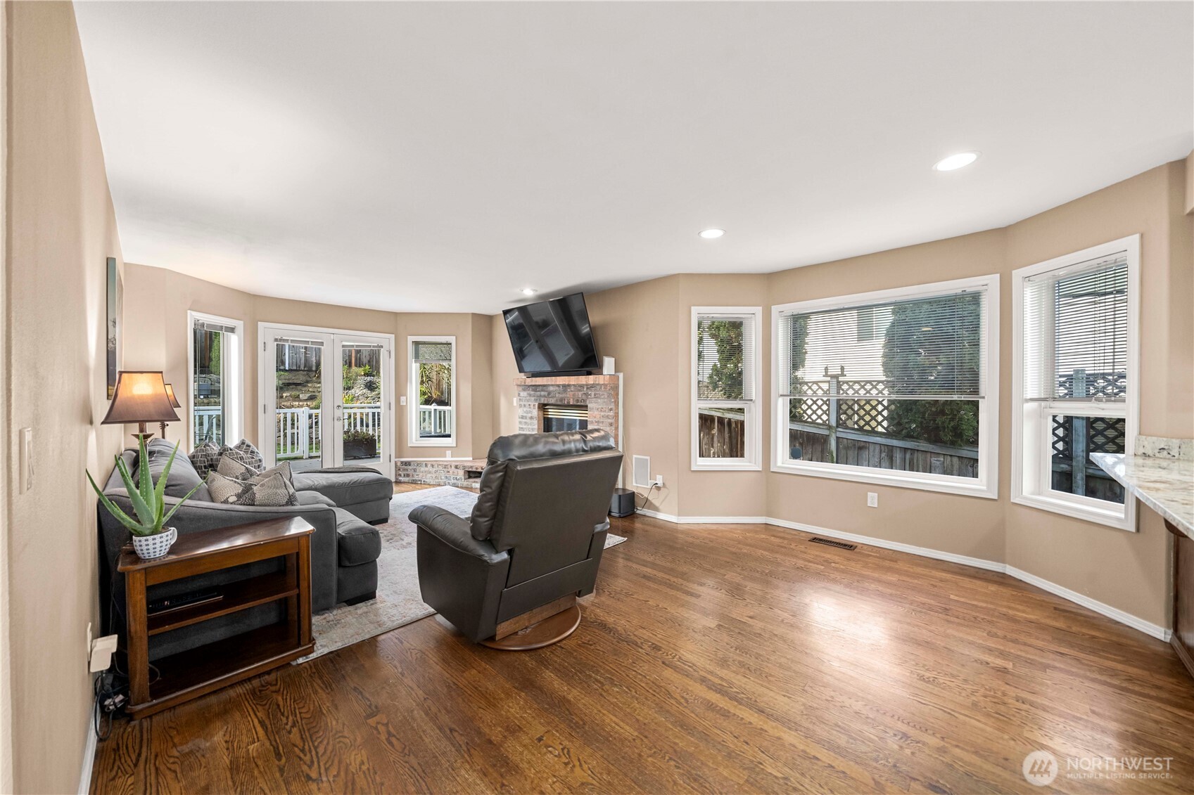 4121 52nd Street NE, Tacoma, WA 98422