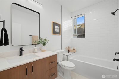 7526 6th Avenue NW, Seattle, WA 98117 - Photo 17