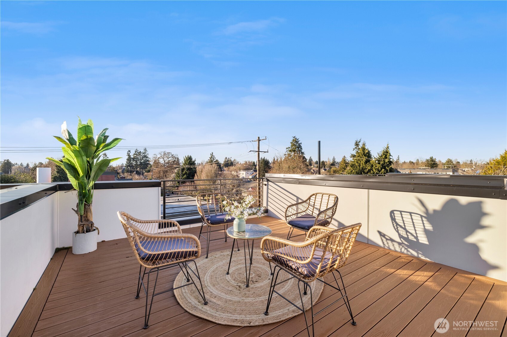 7526 6th Avenue NW, Seattle, WA 98117