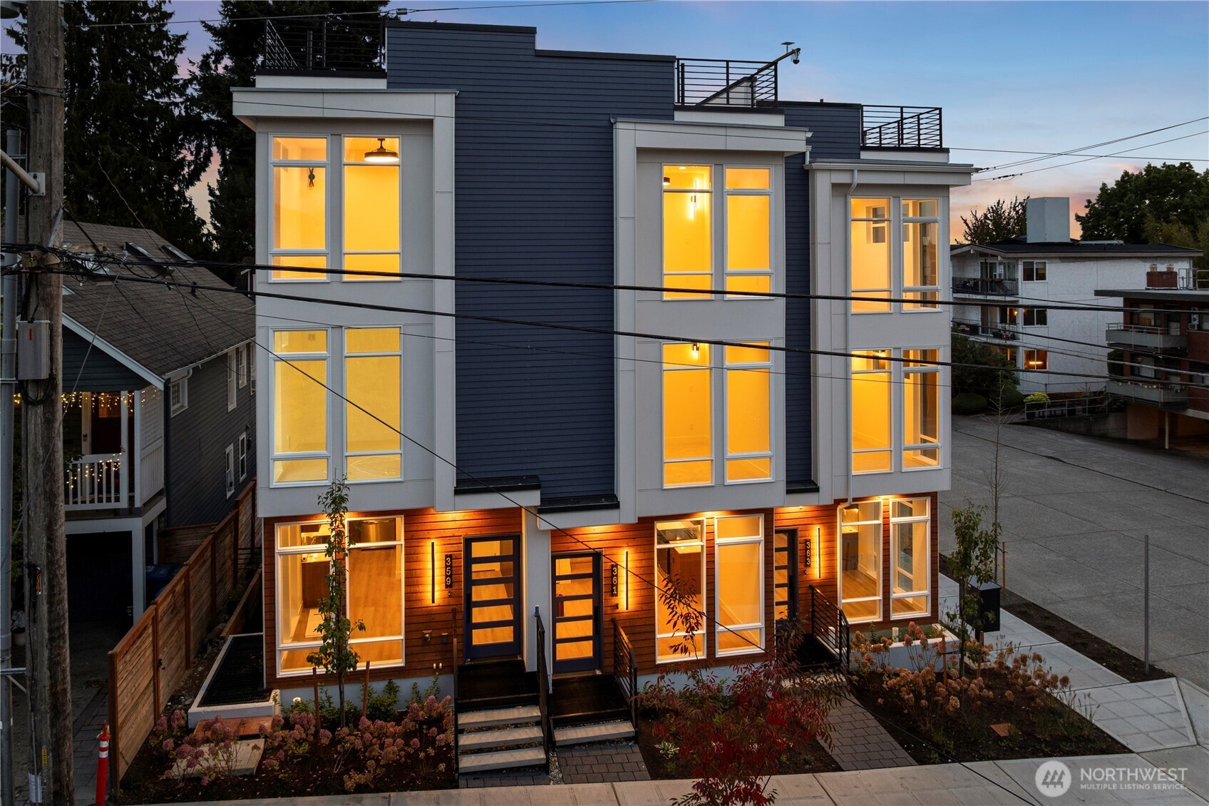 7526 6th Avenue NW, Seattle, WA 98117