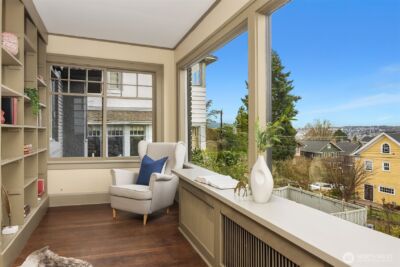 1208 E Newton Street , Seattle, WA 98102 - Photo 16