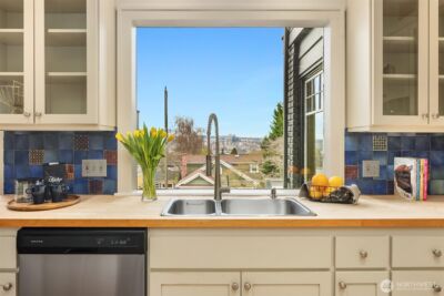 1208 E Newton Street , Seattle, WA 98102 - Photo 21