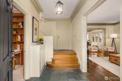 1208 E Newton Street , Seattle, WA 98102 - Photo 5