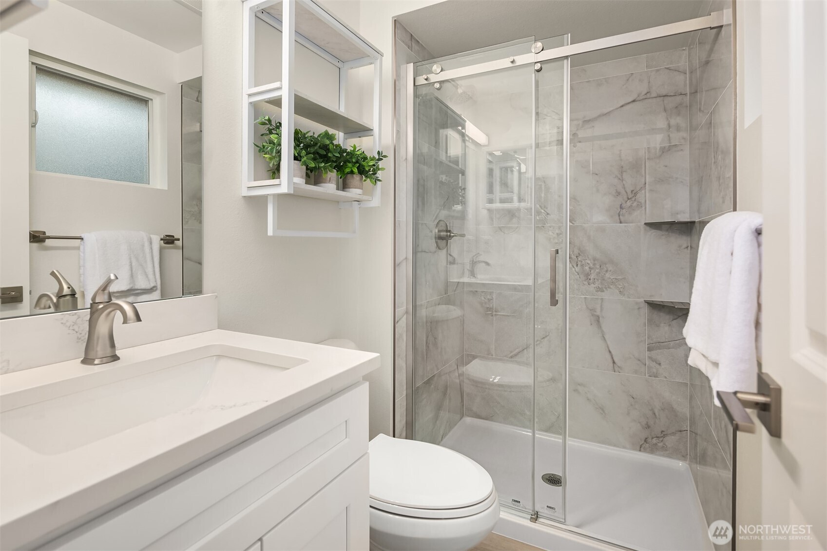 17014 NE 28th Place , Bellevue, WA 98008