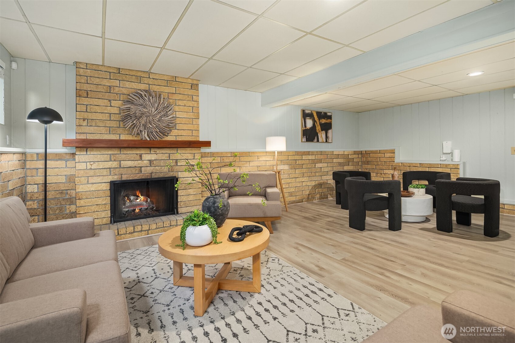 17014 NE 28th Place , Bellevue, WA 98008