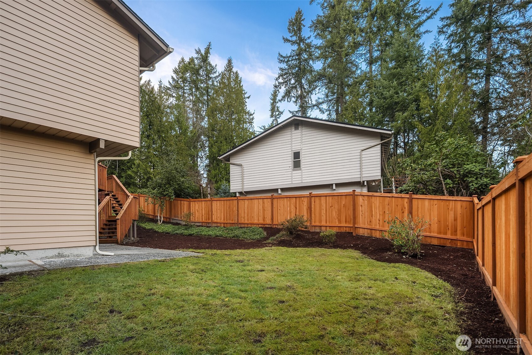 17014 NE 28th Place , Bellevue, WA 98008