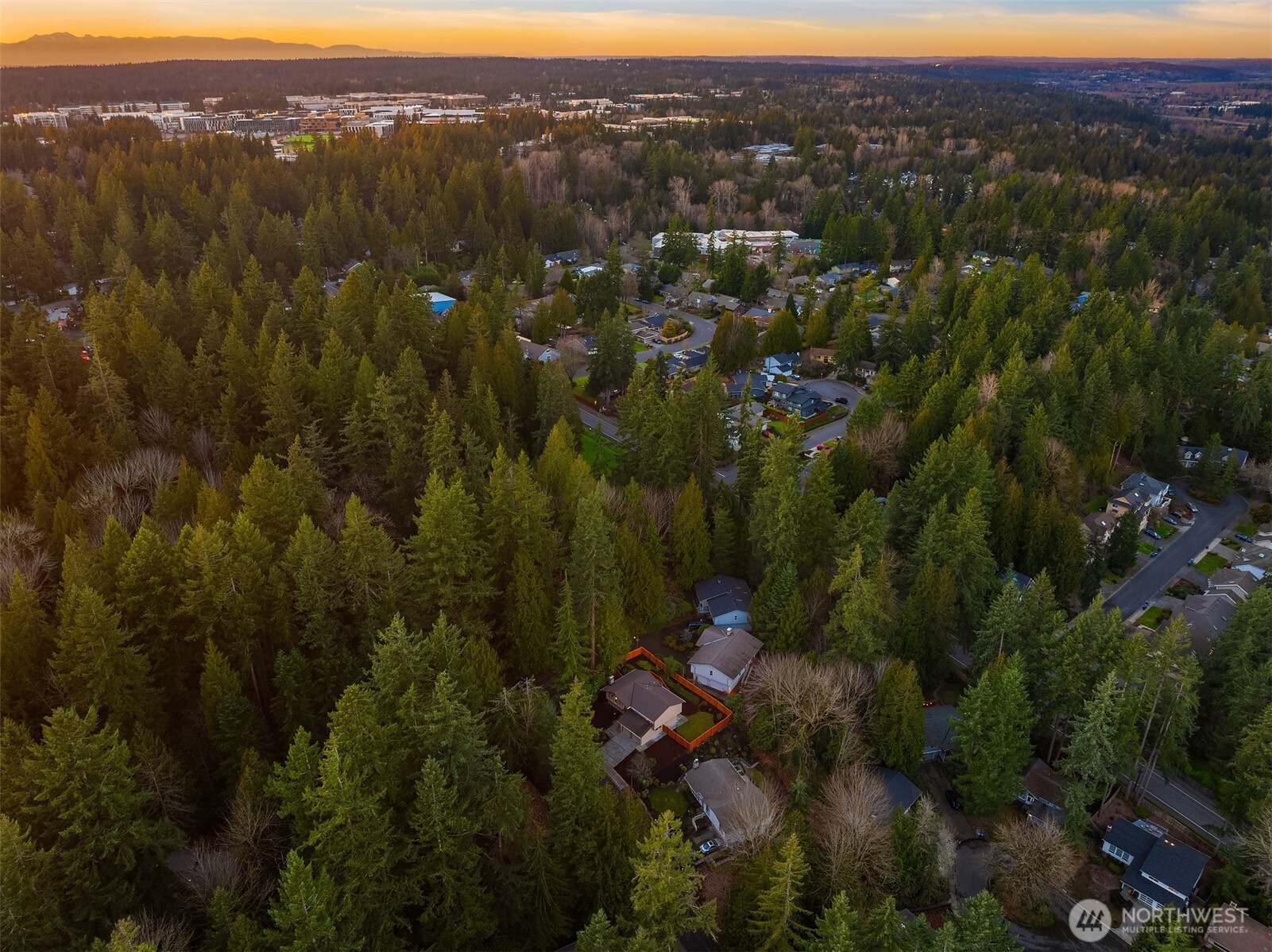 17014 NE 28th Place , Bellevue, WA 98008