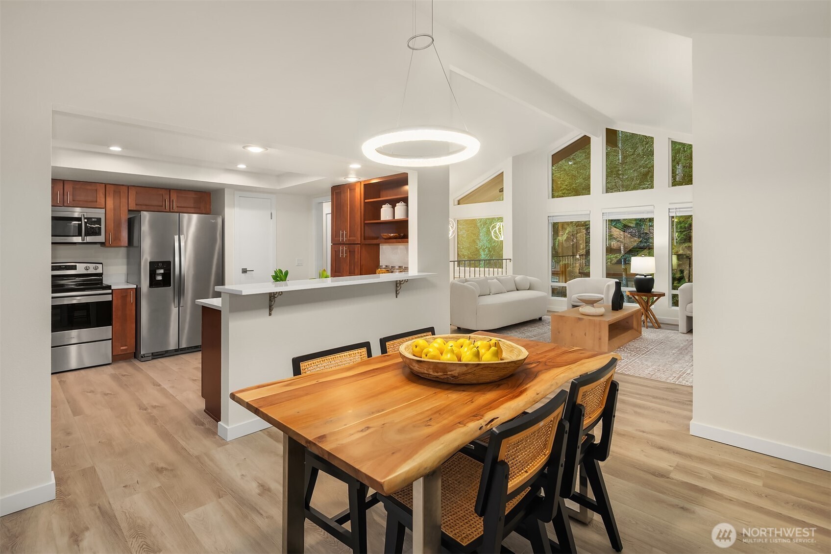 17014 NE 28th Place , Bellevue, WA 98008