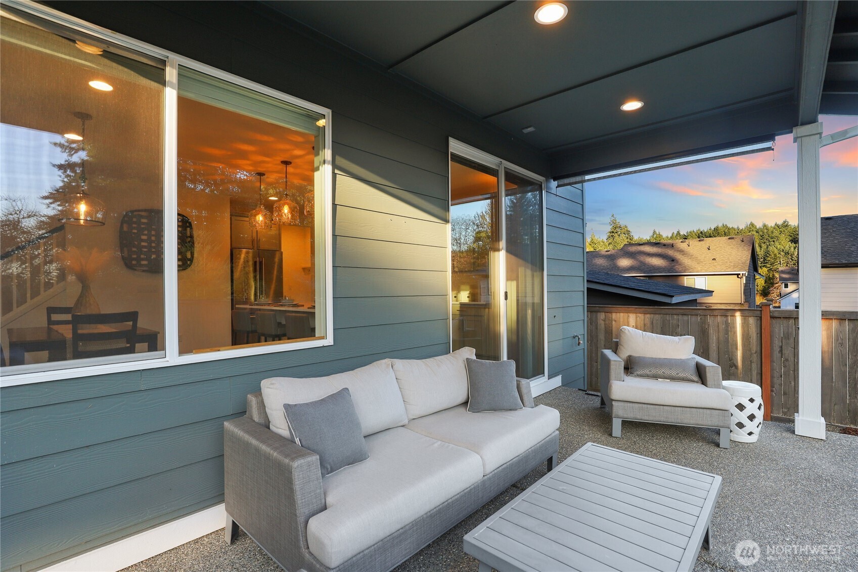 2463 NE Athlon Court , Poulsbo, WA 98370-8015