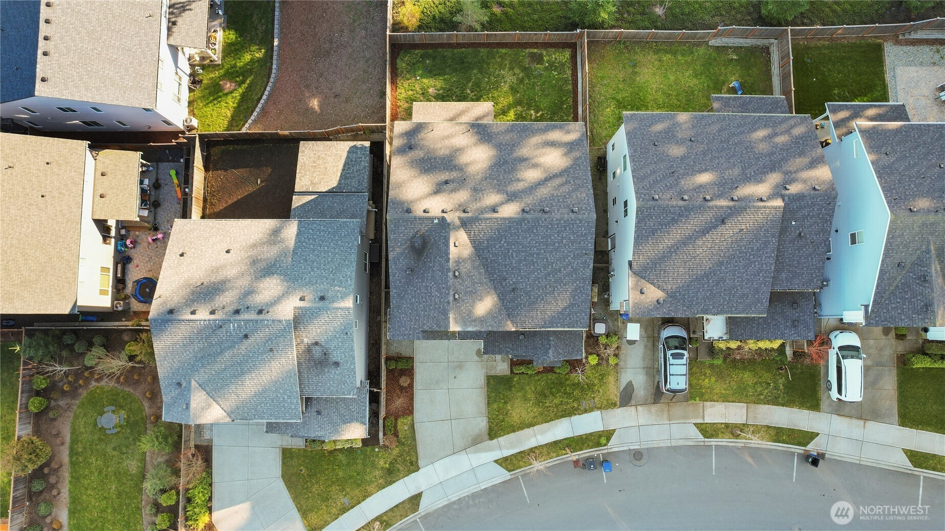 2463 NE Athlon Court , Poulsbo, WA 98370-8015