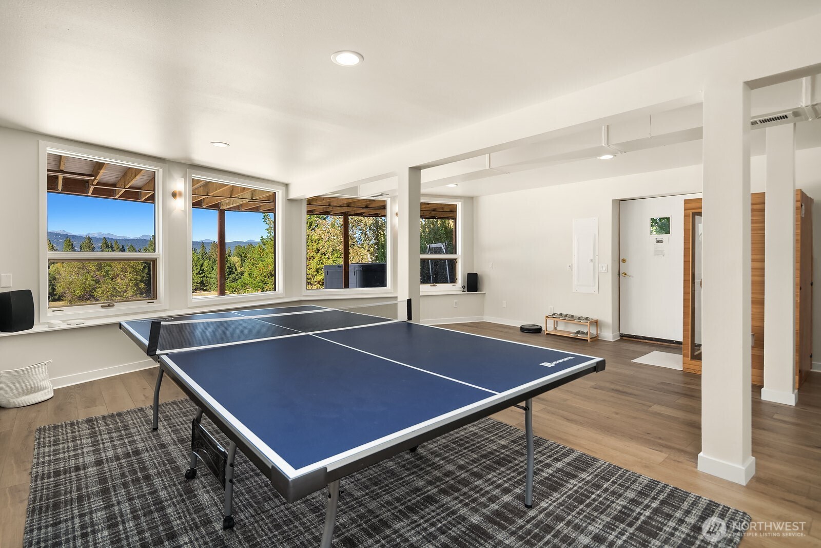 220 Big House Road , Cle Elum, WA 98922