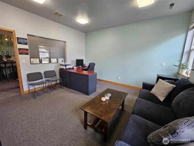 117 N 8th Street #100, Shelton, WA 98584 - Photo 2