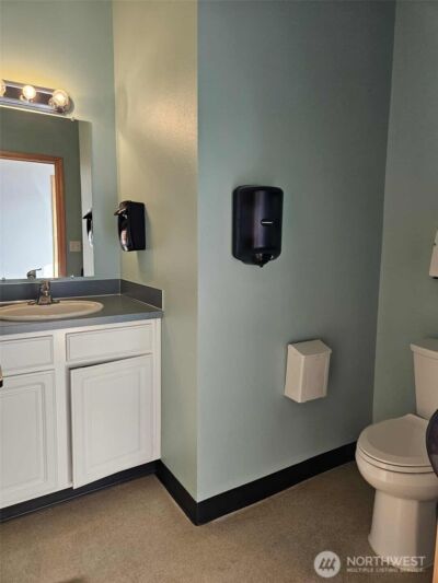 117 N 8th Street #100, Shelton, WA 98584 - Photo 8