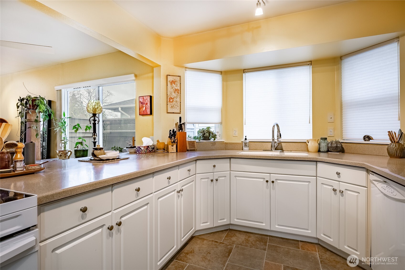 3376 Northwest Avenue #201, Bellingham, WA 98225