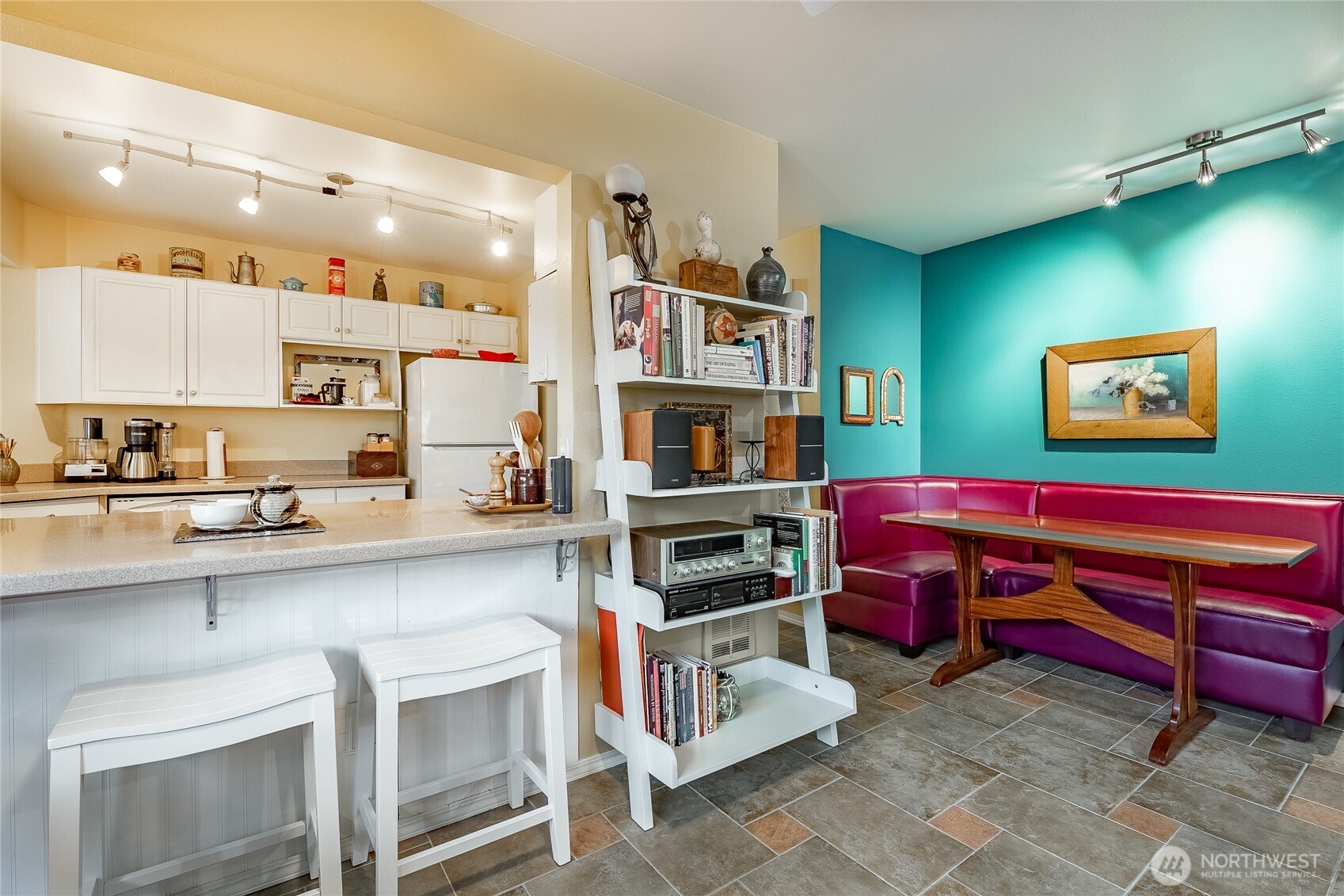 3376 Northwest Avenue #201, Bellingham, WA 98225