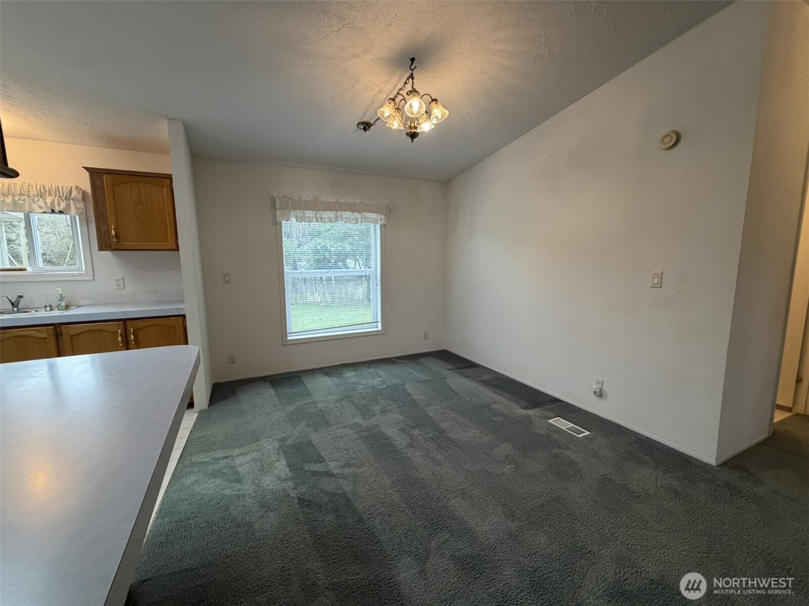 100 Leisure Drive , Aberdeen, WA 98520