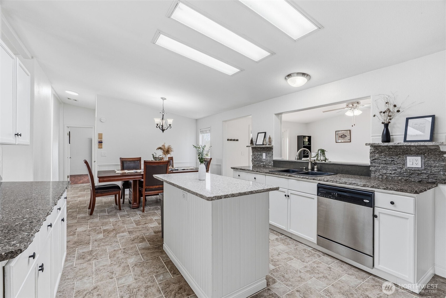 5318 NW 304th Street , Ridgefield, WA 98642