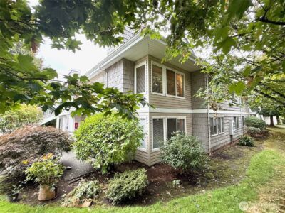 11130 SE 208th Street #A204, Kent, WA 98031 - Photo 2