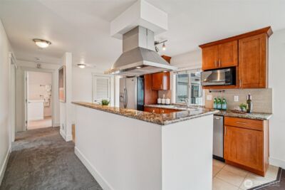 3204 81st Place SE #B202, Mercer Island, WA 98040 - Photo 5