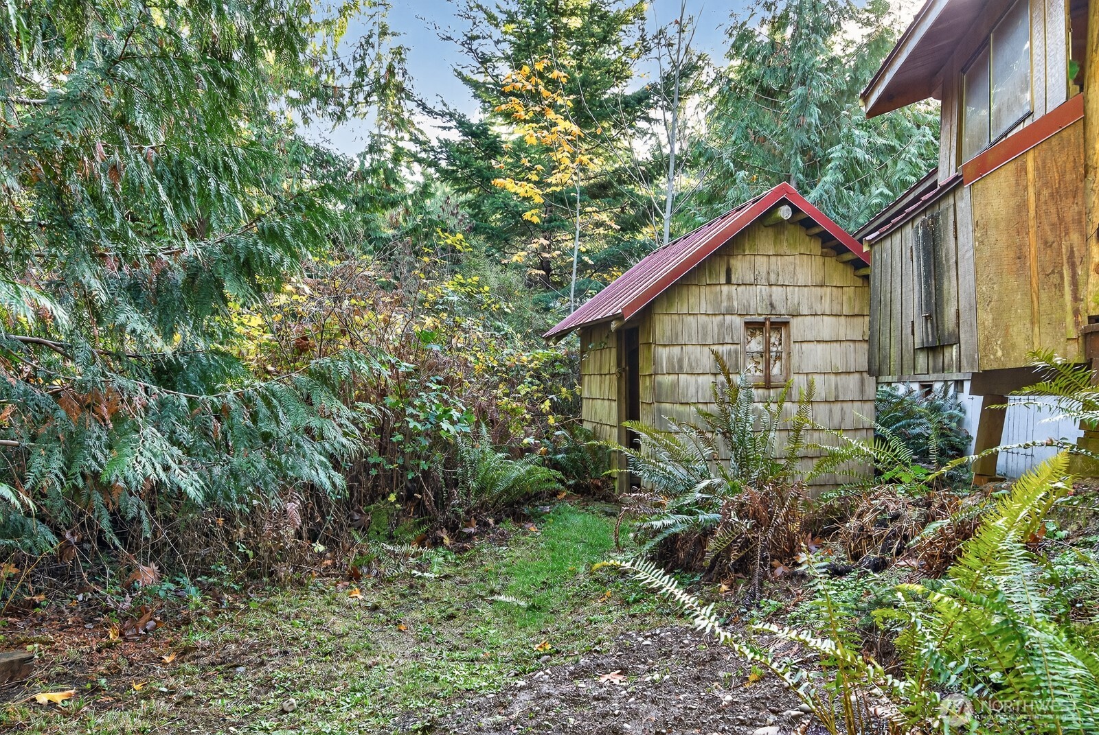 2103 Sherwood Forest Lane , Camano Island, WA 98282-8230